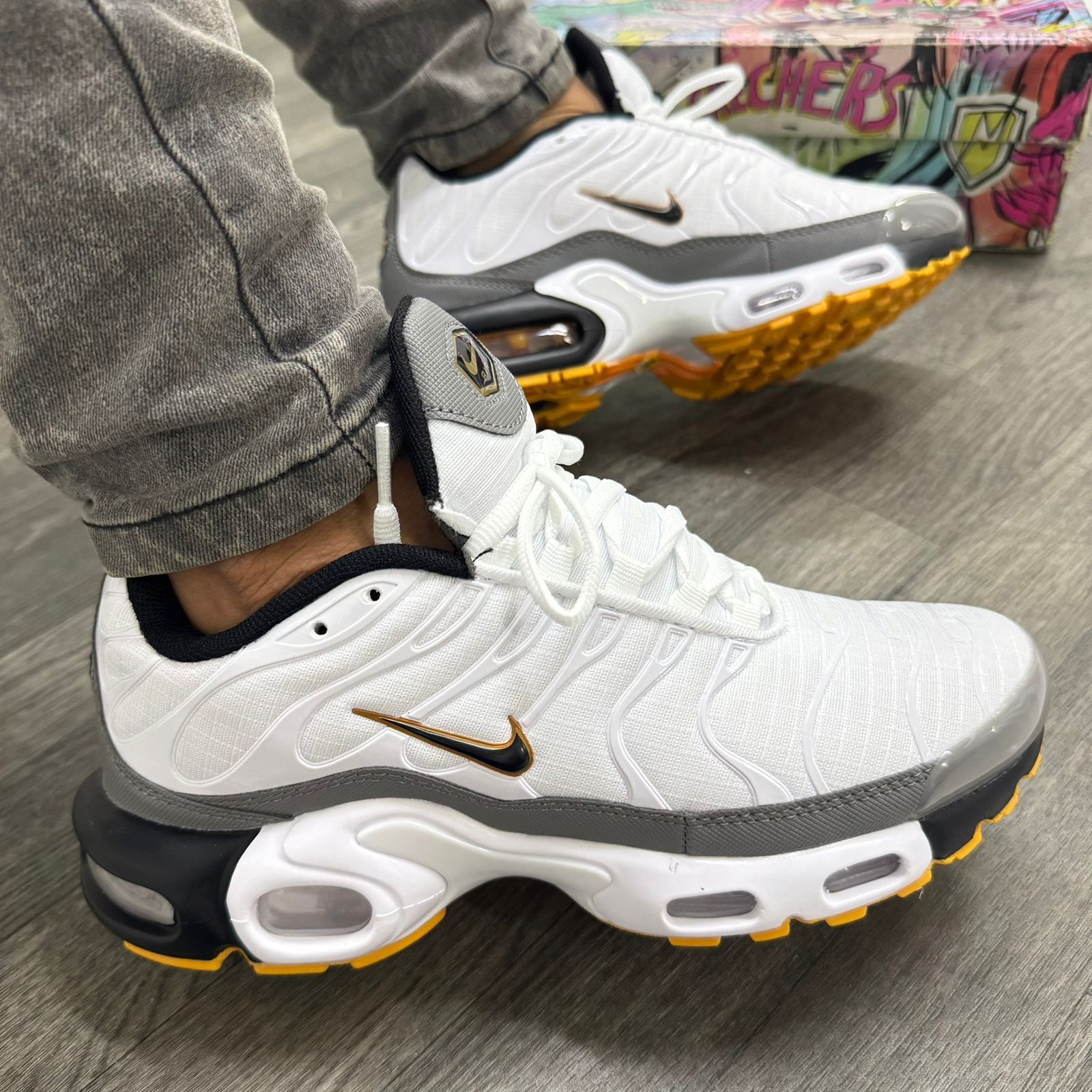 Imagen https://storemanizales.com/images/large/Nike Air Max TN hombre