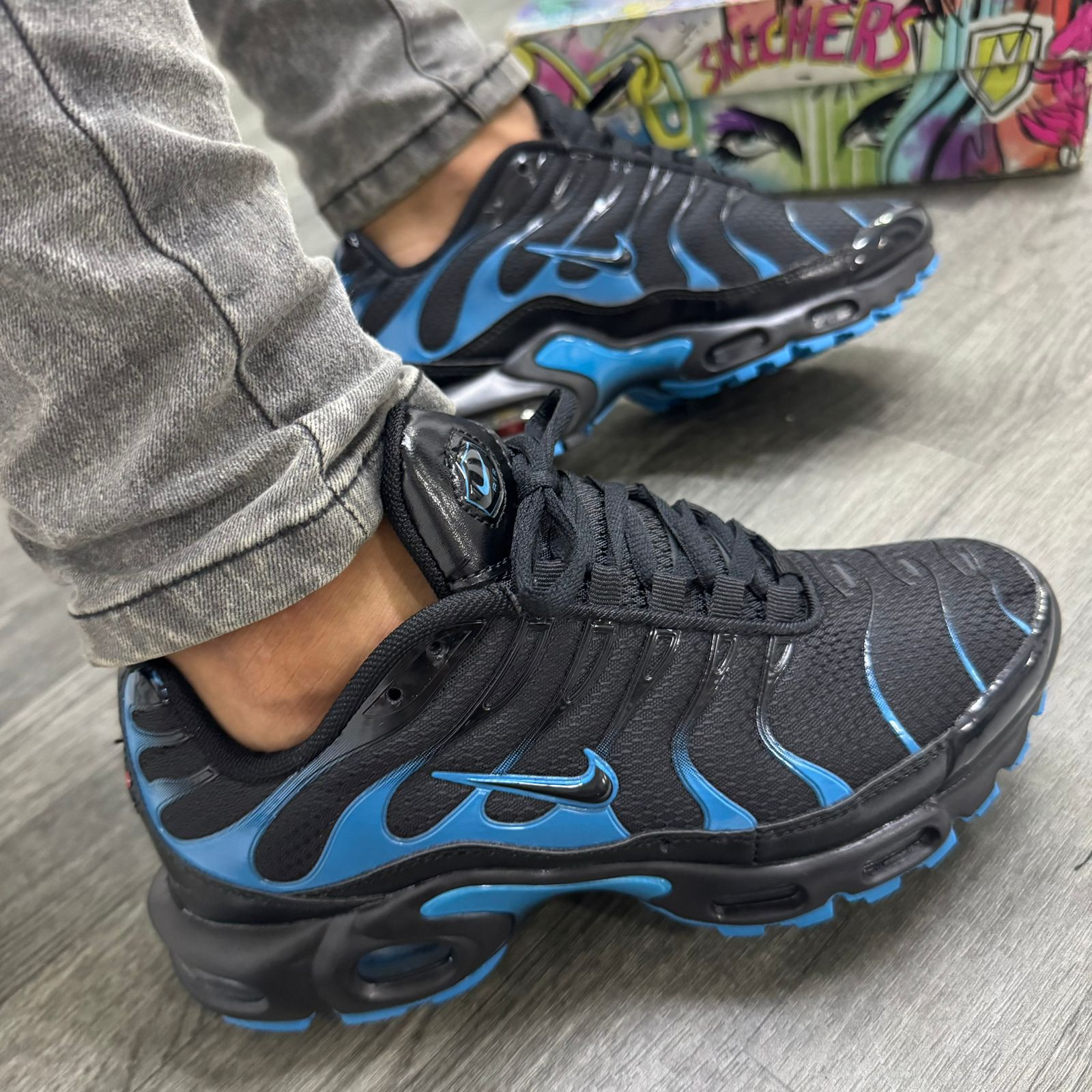 Imagen https://storemanizales.com/images/large/Nike Air Max TN hombre