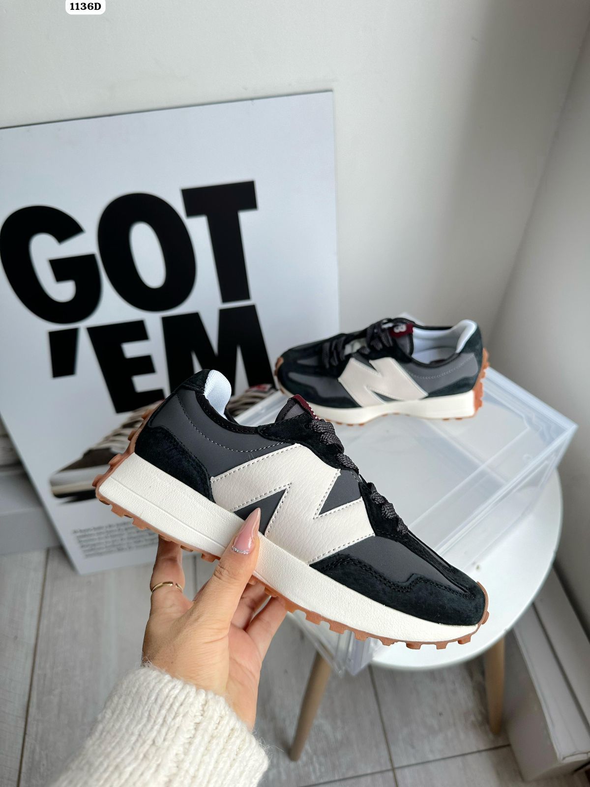 Imagen https://storemanizales.com/images/large/New balance 327 mujer