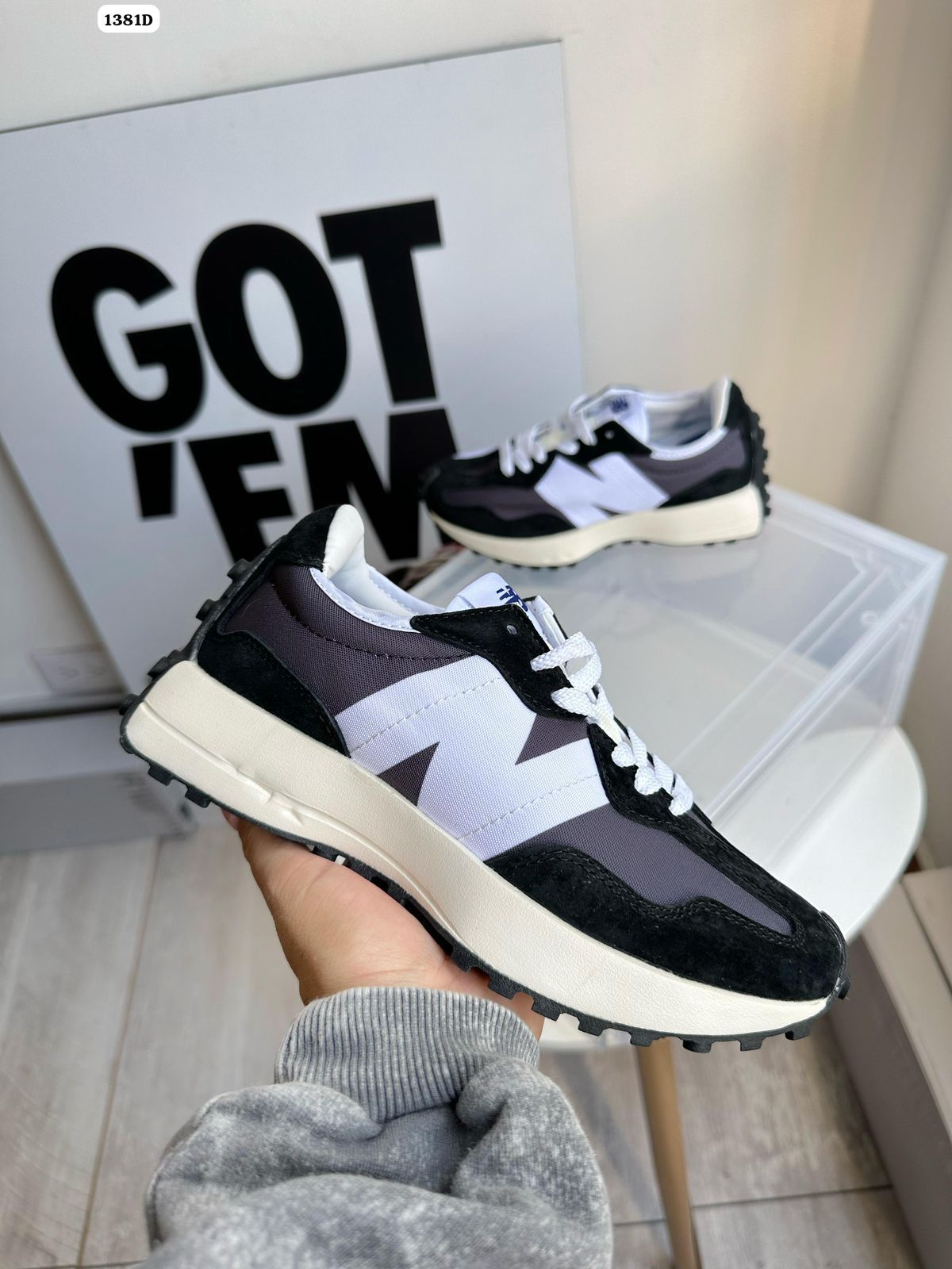 Imagen https://storemanizales.com/images/large/New balance 327 mujer