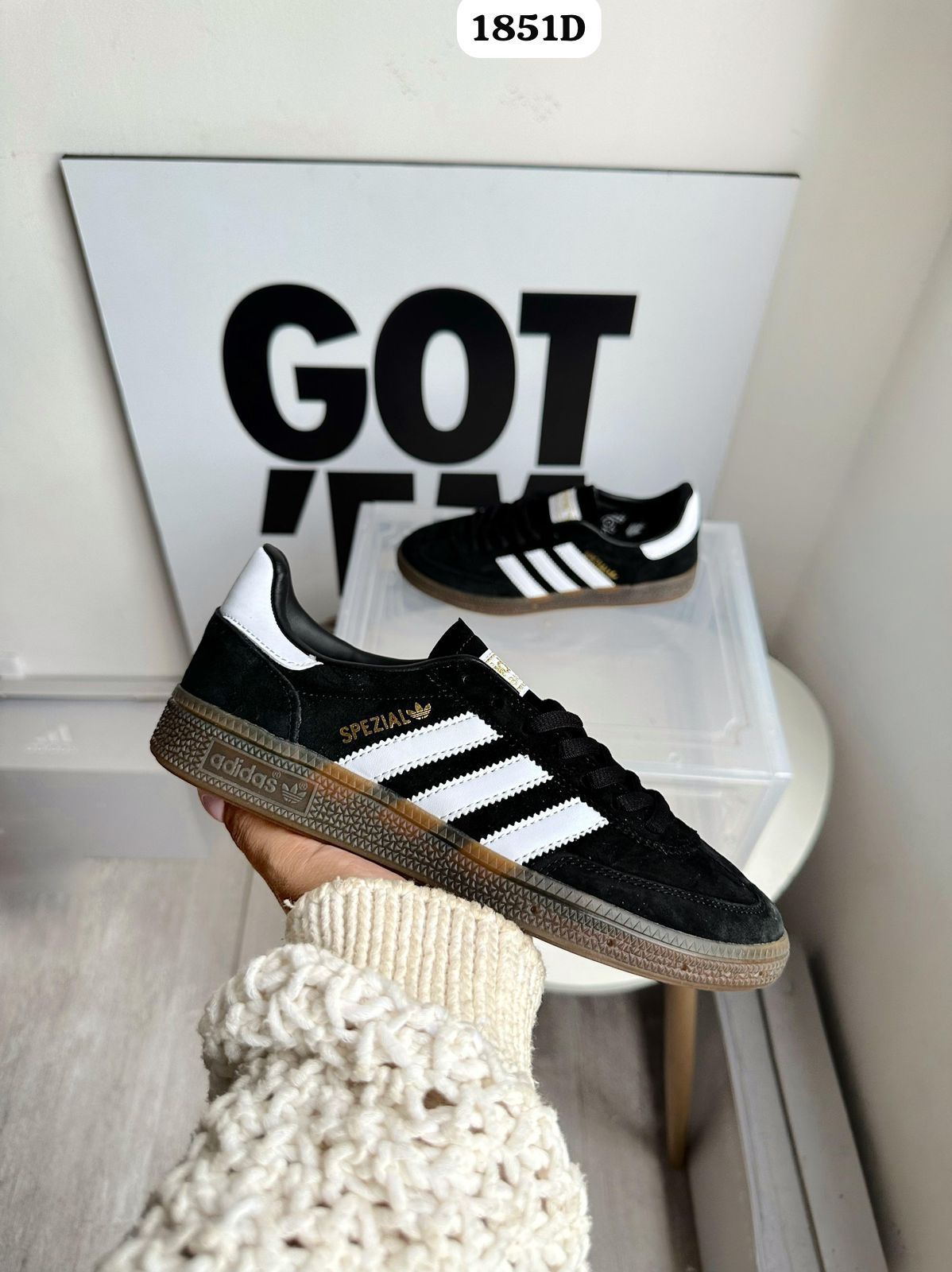 Imagen https://storemanizales.com/images/large/Adidas gazelle mujer