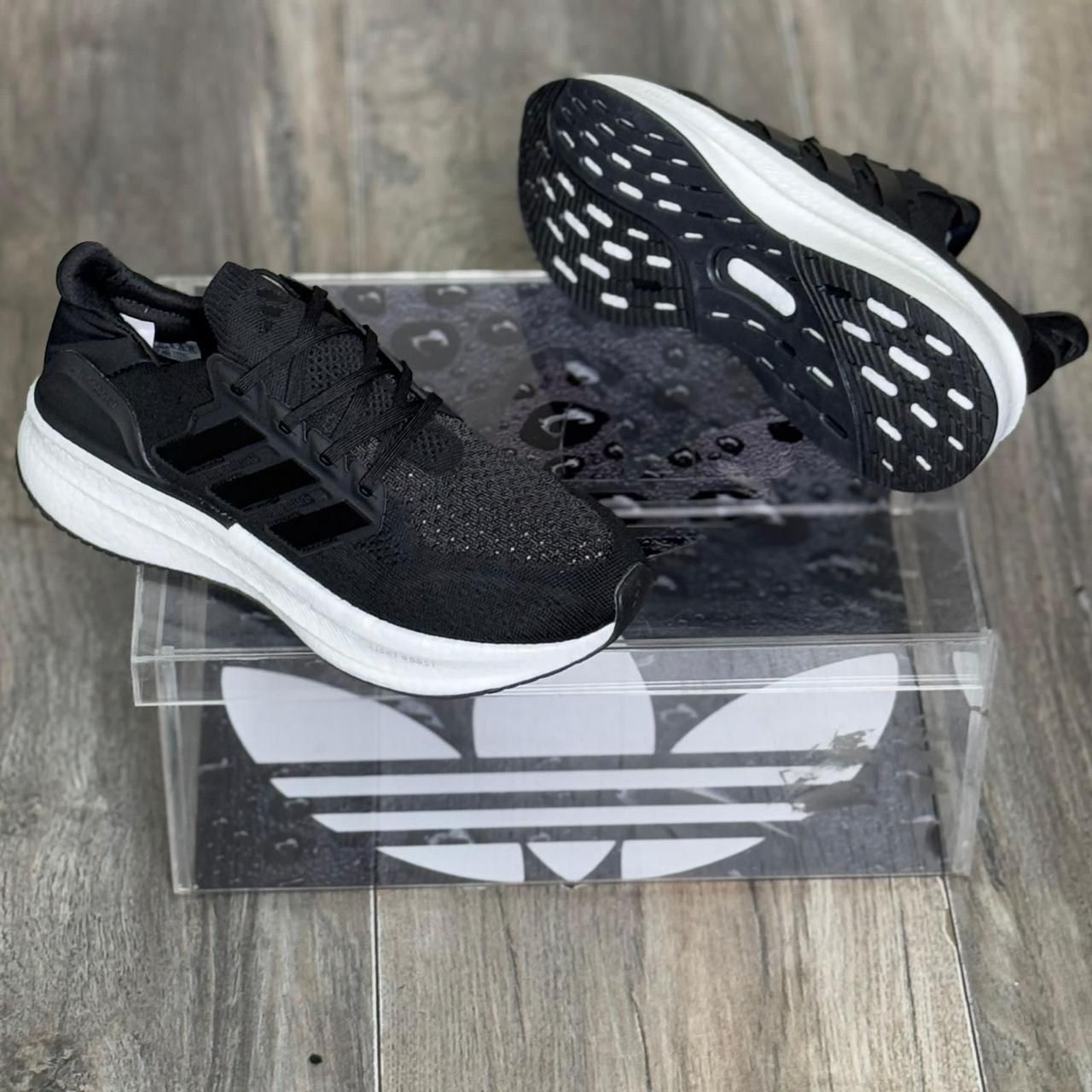 Imagen https://storemanizales.com/images/large/Adidas ultraboost x5 hombre