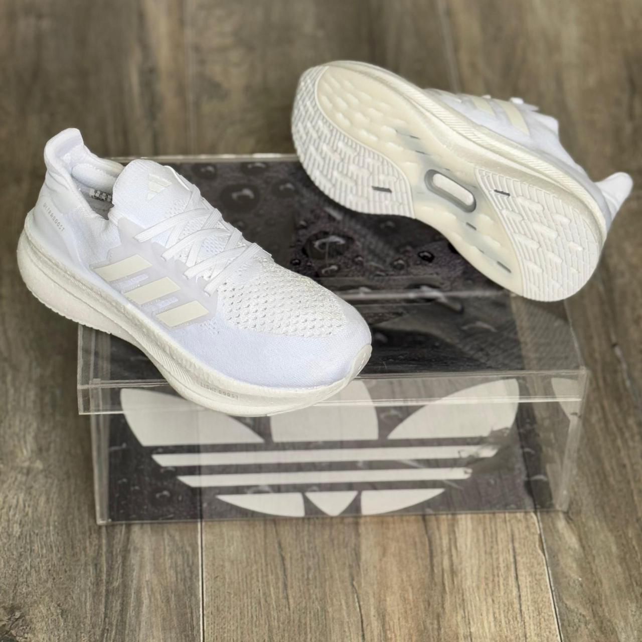 Imagen https://storemanizales.com/images/large/Adidas ultraboost x5 hombre