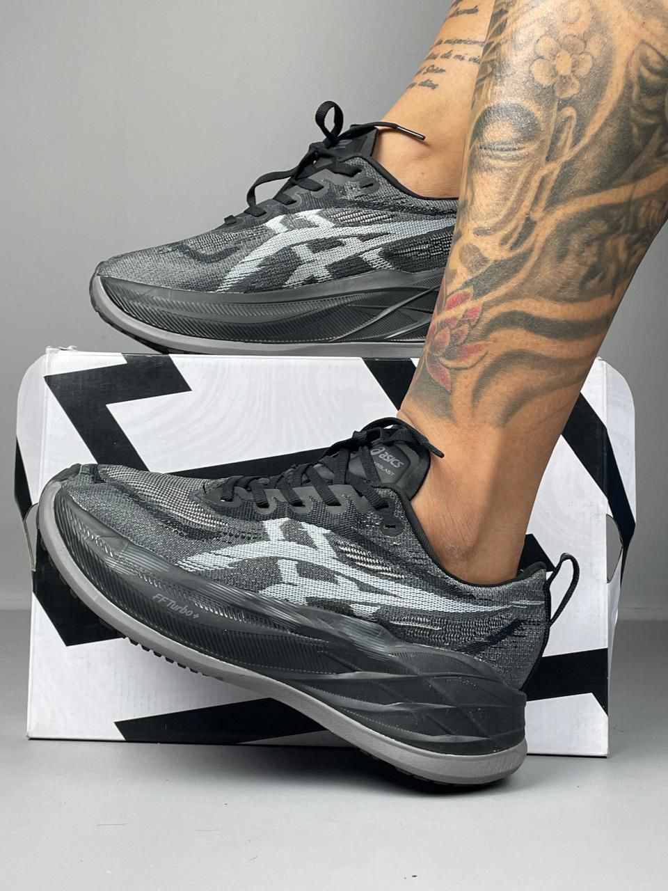 Imagen https://storemanizales.com/images/large/ASICS HOMBRE