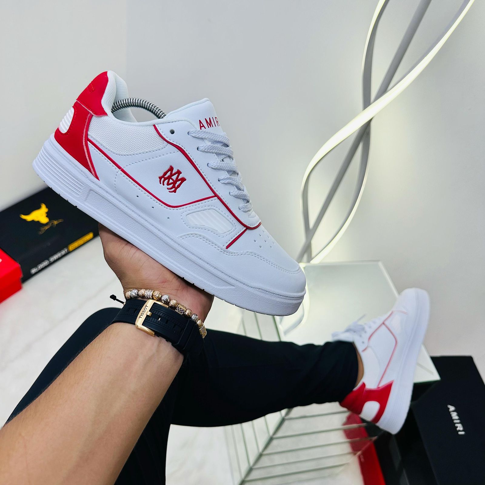 Imagen https://storemanizales.com/images/large/AMIRI HOMBRE