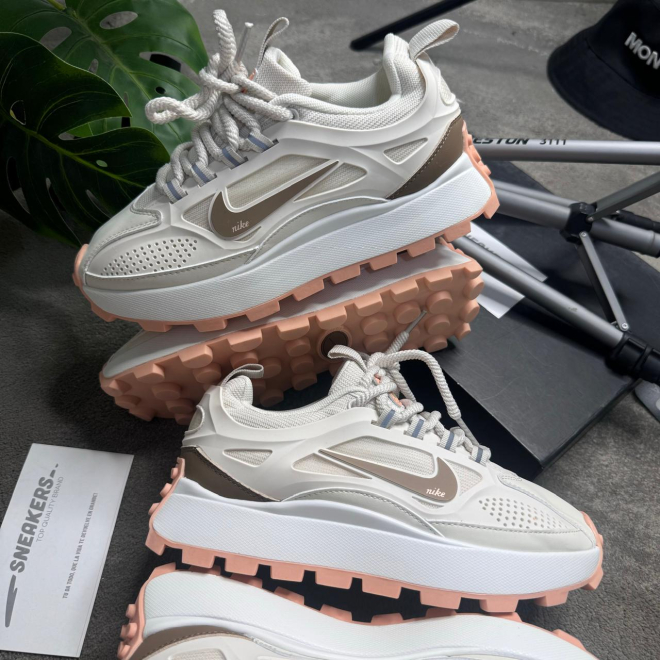 Imagen https://storemanizales.com/images/large/NIKE BAILLELI MUJER 