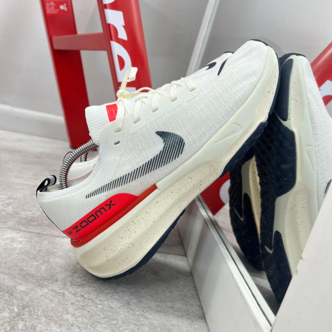 Imagen https://storemanizales.com/images/large/NIKE ZOOM X HOMBRE 
