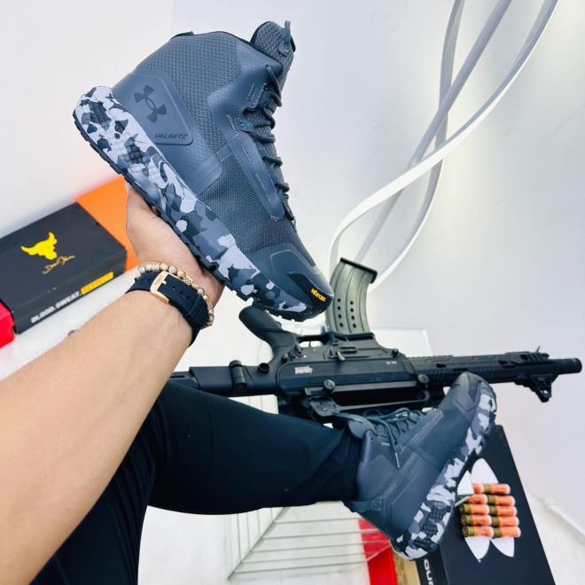Imagen https://storemanizales.com/images/large/Under Armour SK8 HOMBRE