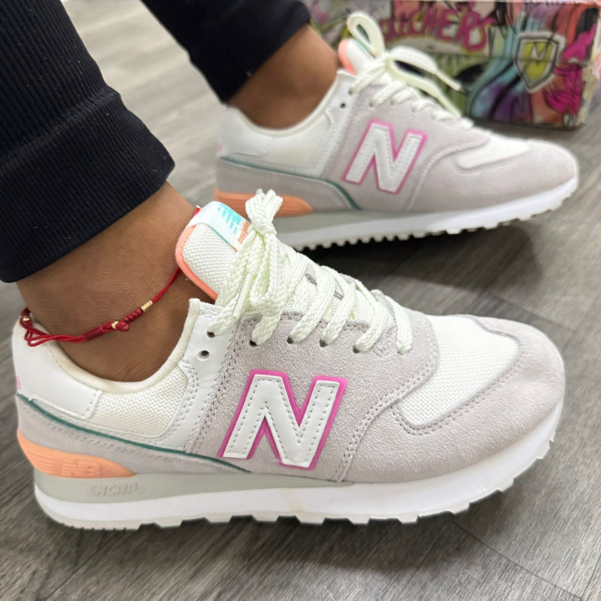 Imagen https://storemanizales.com/images/large/New balance 574 mujer	