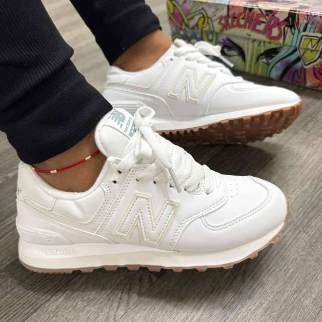 Imagen https://storemanizales.com/images/large/New balance 574 mujer