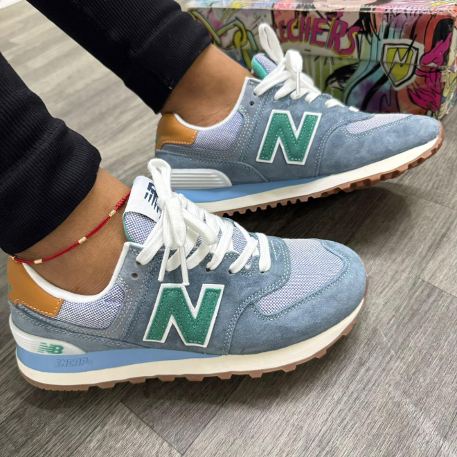 Imagen https://storemanizales.com/images/large/New balance 574 mujer