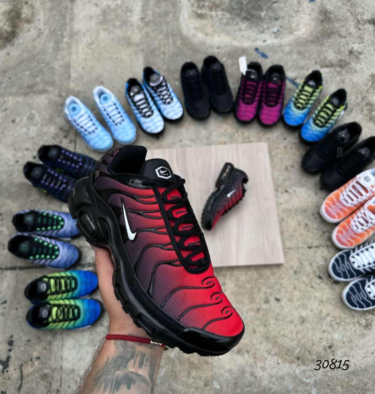 Imagen de diferentes coloreshttps://storemanizales.com/images/large/4180.jpg