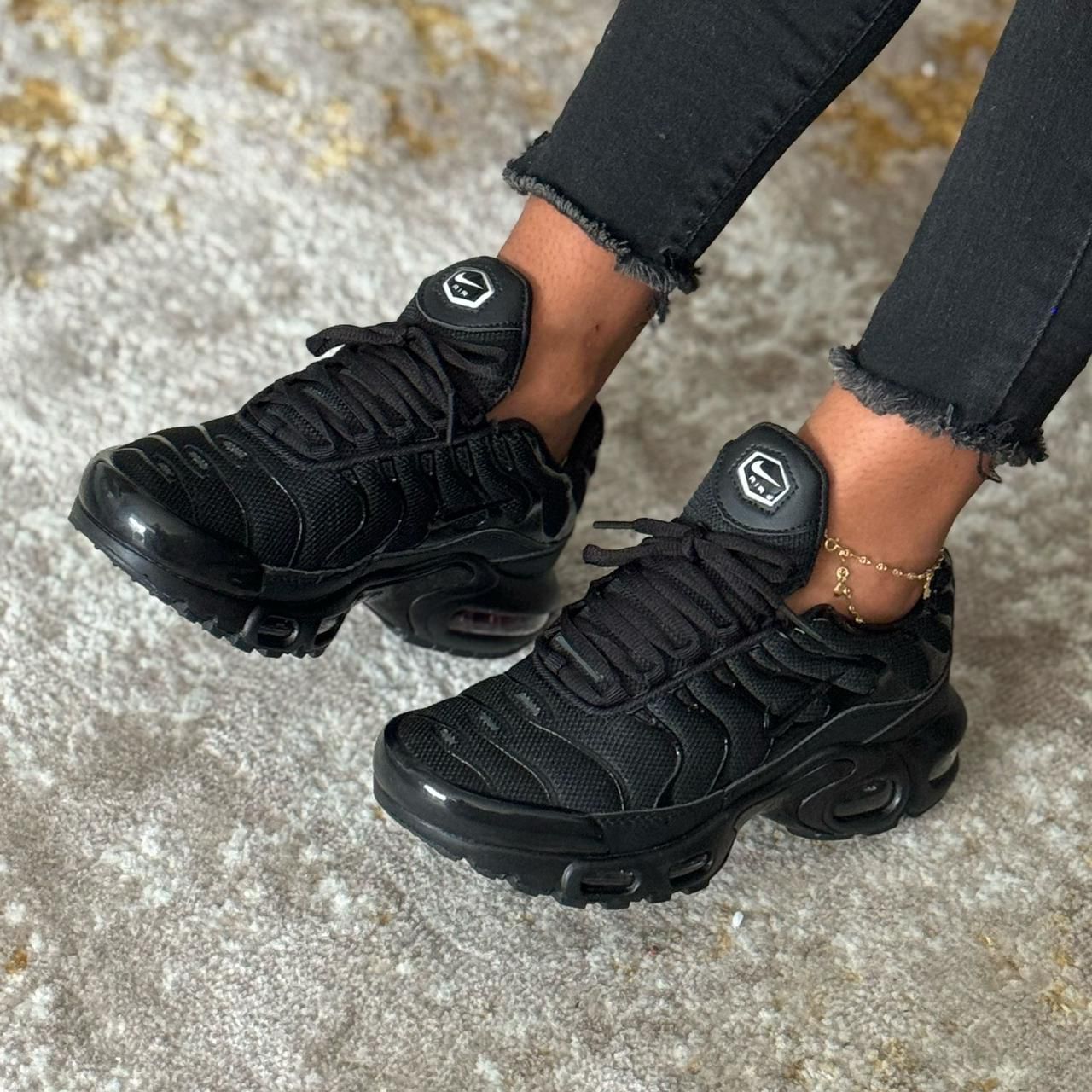 NIKE TN MUJER