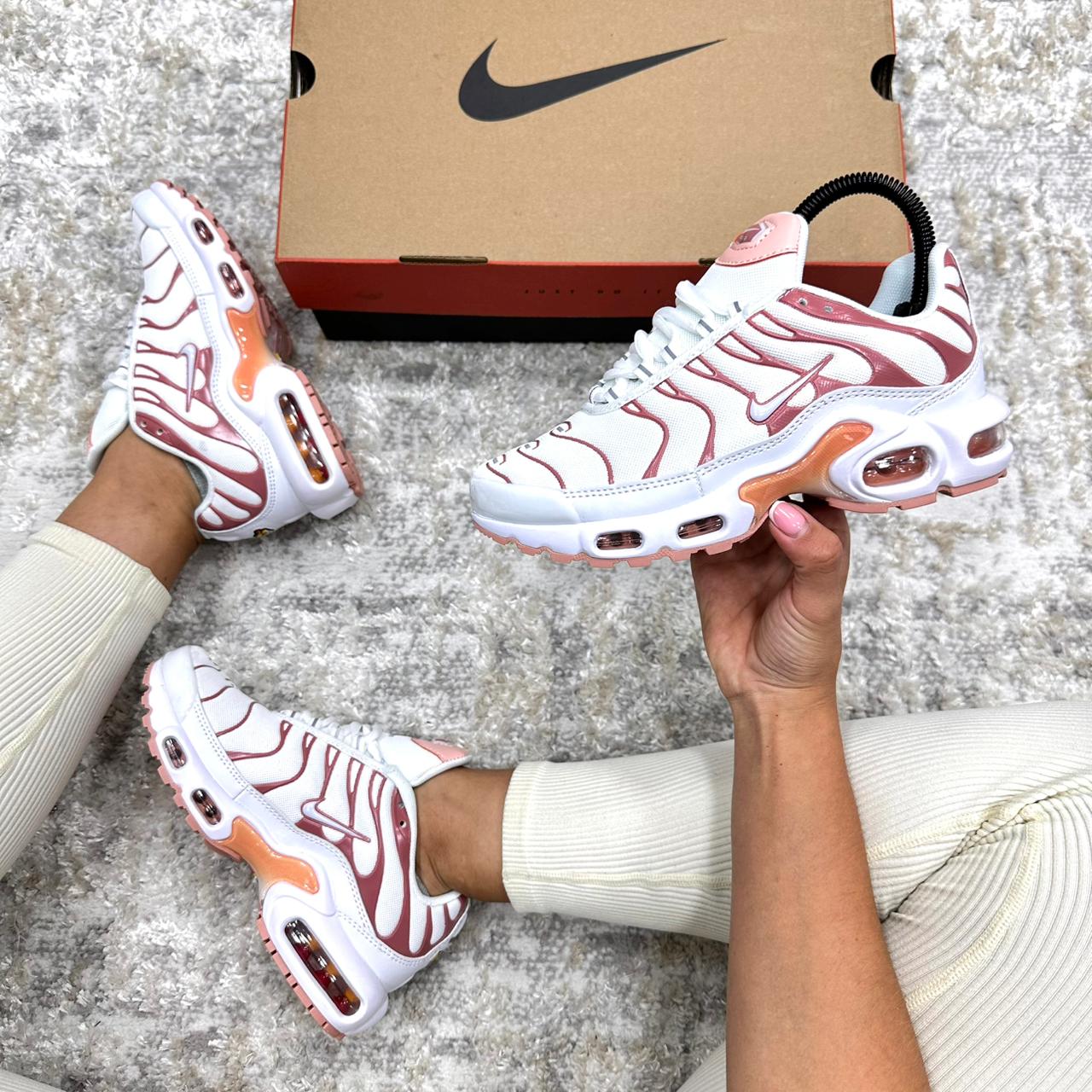 NIKE TN MUJER