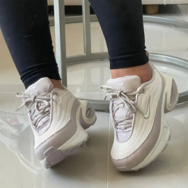 Nike Portal Beige Mujer