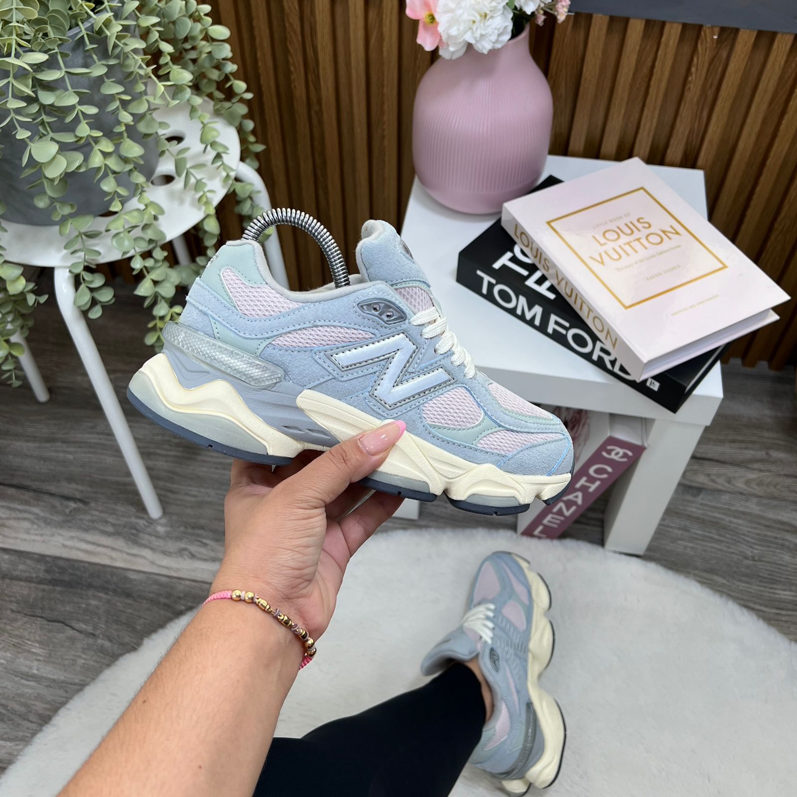 NEW BALANCE 9060