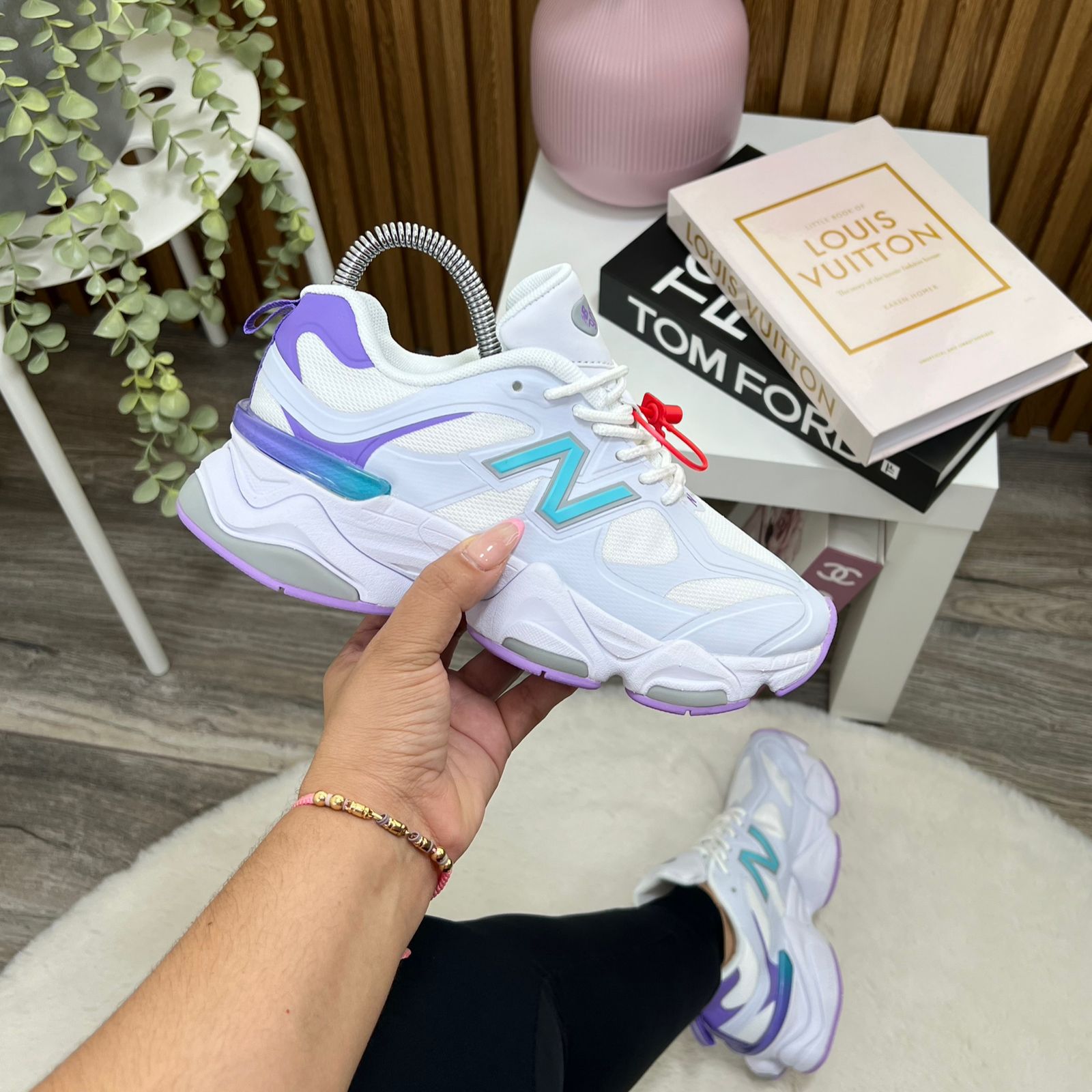 NEW BALANCE 9060