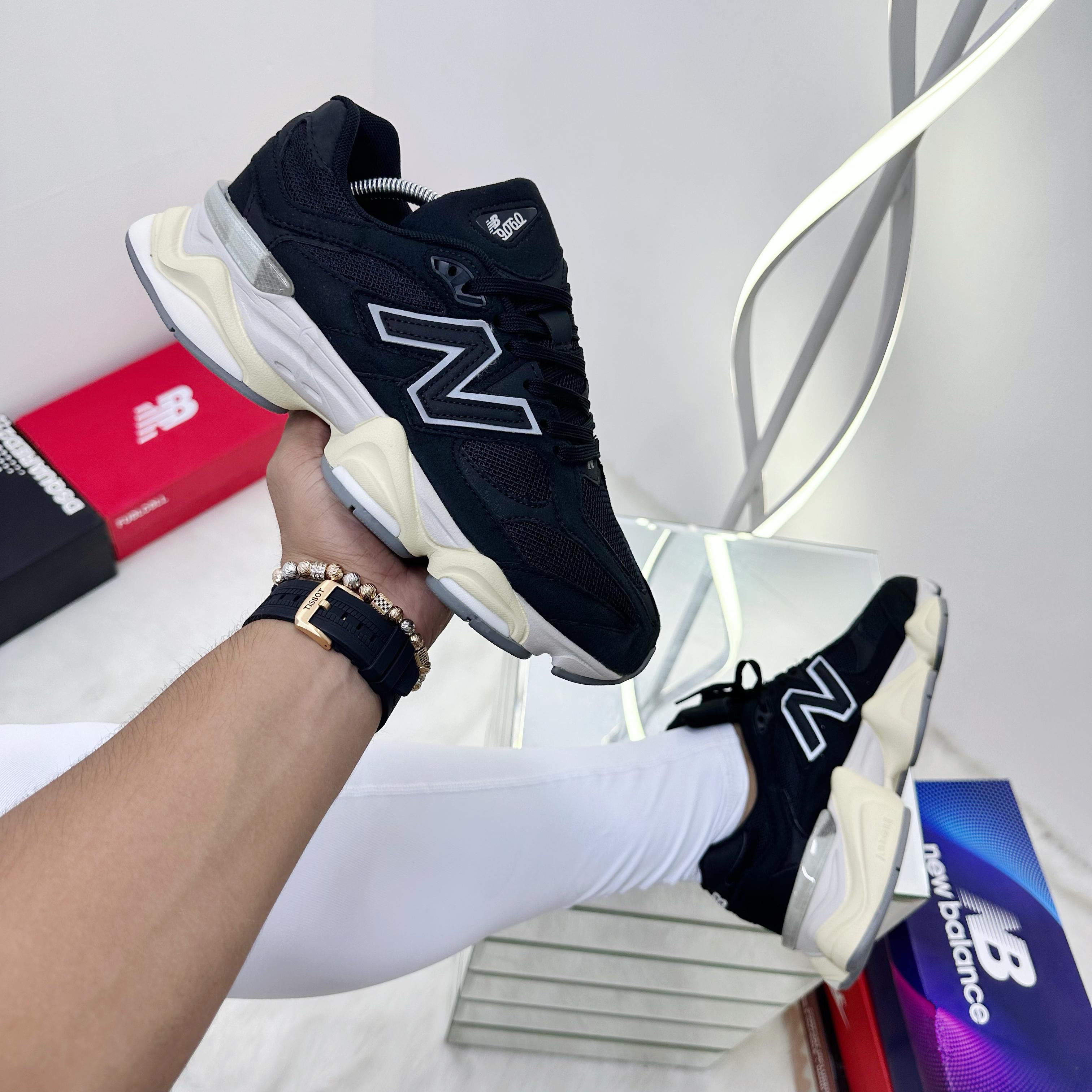 NEW BALANCE 9060 HOMBRE