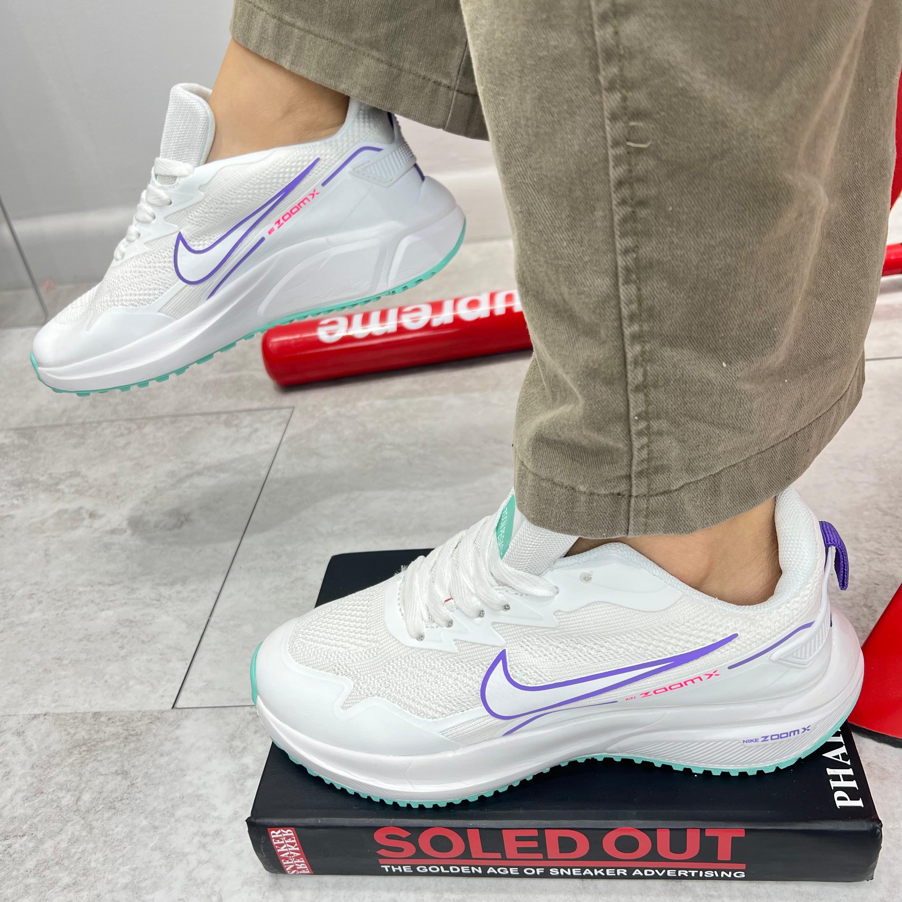 NIKE ZOOM Disponible Dama