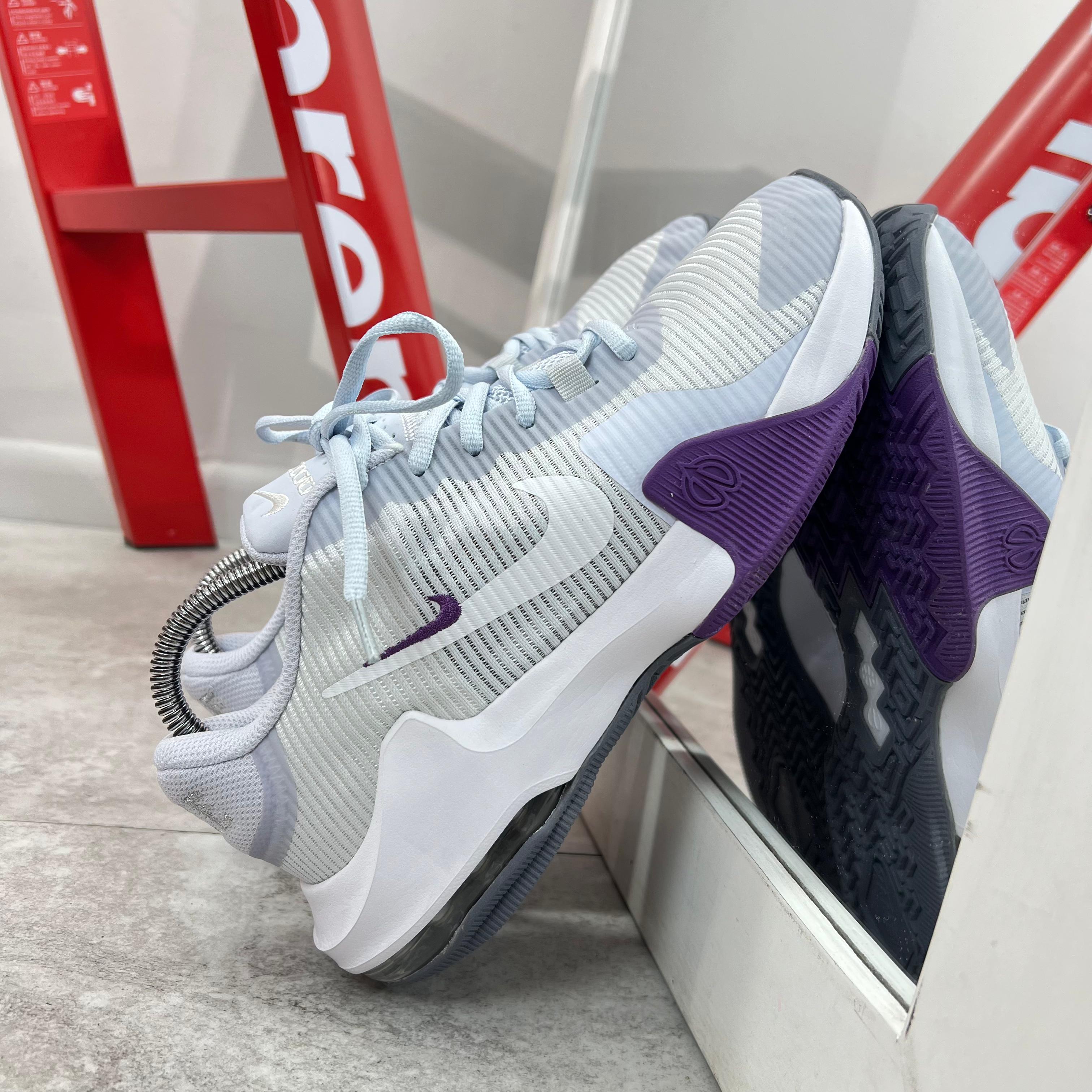 NIKE AIR MAX IMPACT