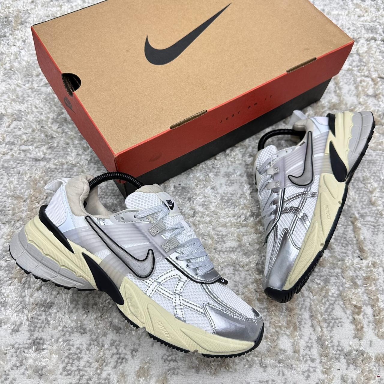 Nike vomero v2 