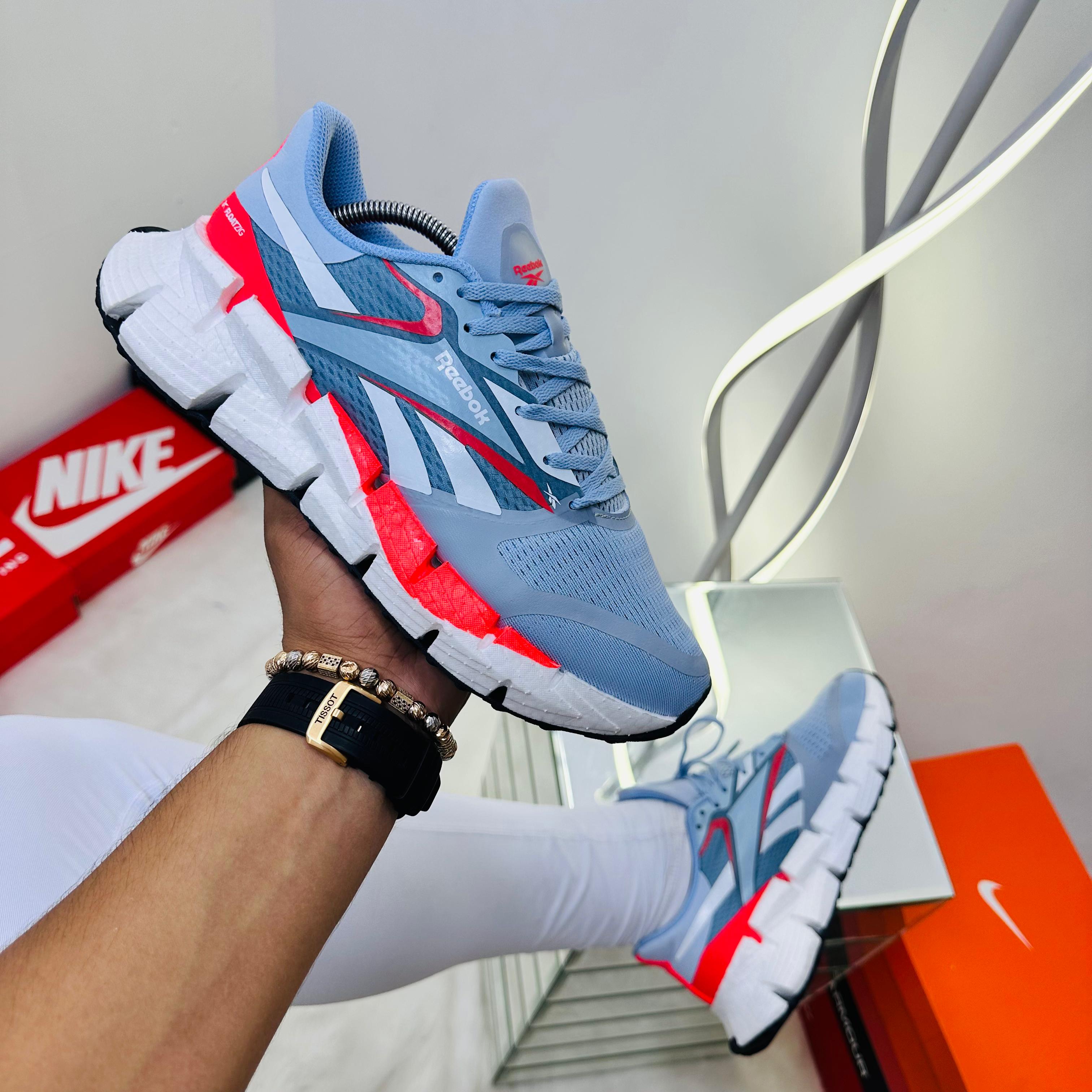 Imagen de diferentes coloreshttps://storemanizales.com/images/large/4791.jpg