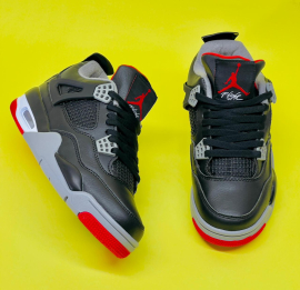 Jordan retro 4 hombre