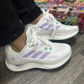 Adidas boost mujer